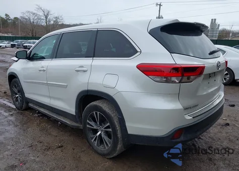2019 Toyota Highlander Le из США, поврежденный, VIN 5TDBZRFH5KS965629